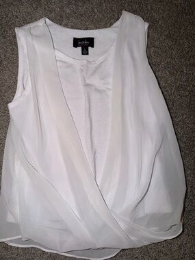 by & by White Layered Draped V-Neck Sleeveless Top